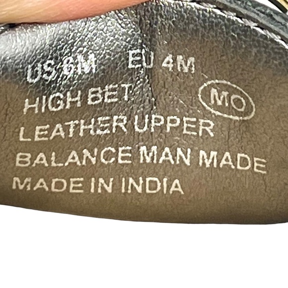 Aerosoles women's High Bet black Leather Slip On Flats size 6/EU 4 - Picture 12 of 13